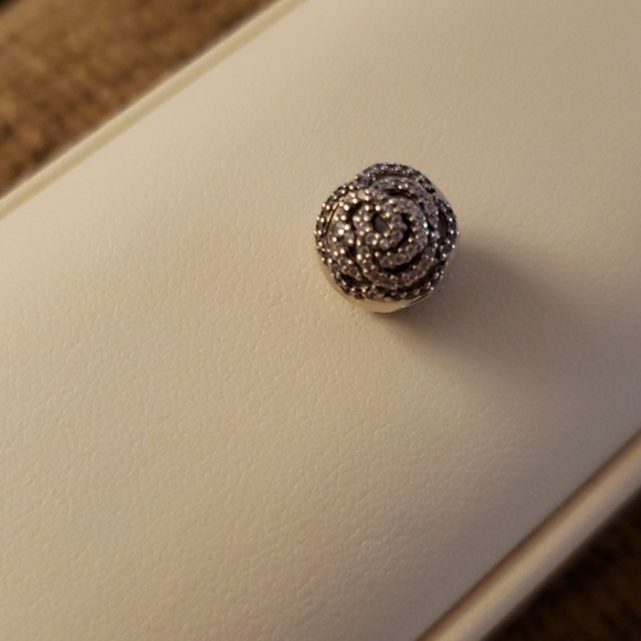 PANDORA SHIMMERING ROSE CLIP, CLEAR CZ - Picture 2 of 4